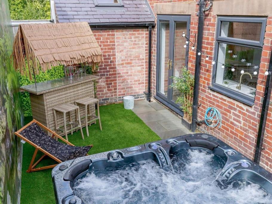 Dawns House Cromford, Peak District, Hot Tub, For 6 - Stunning Views Exterior foto